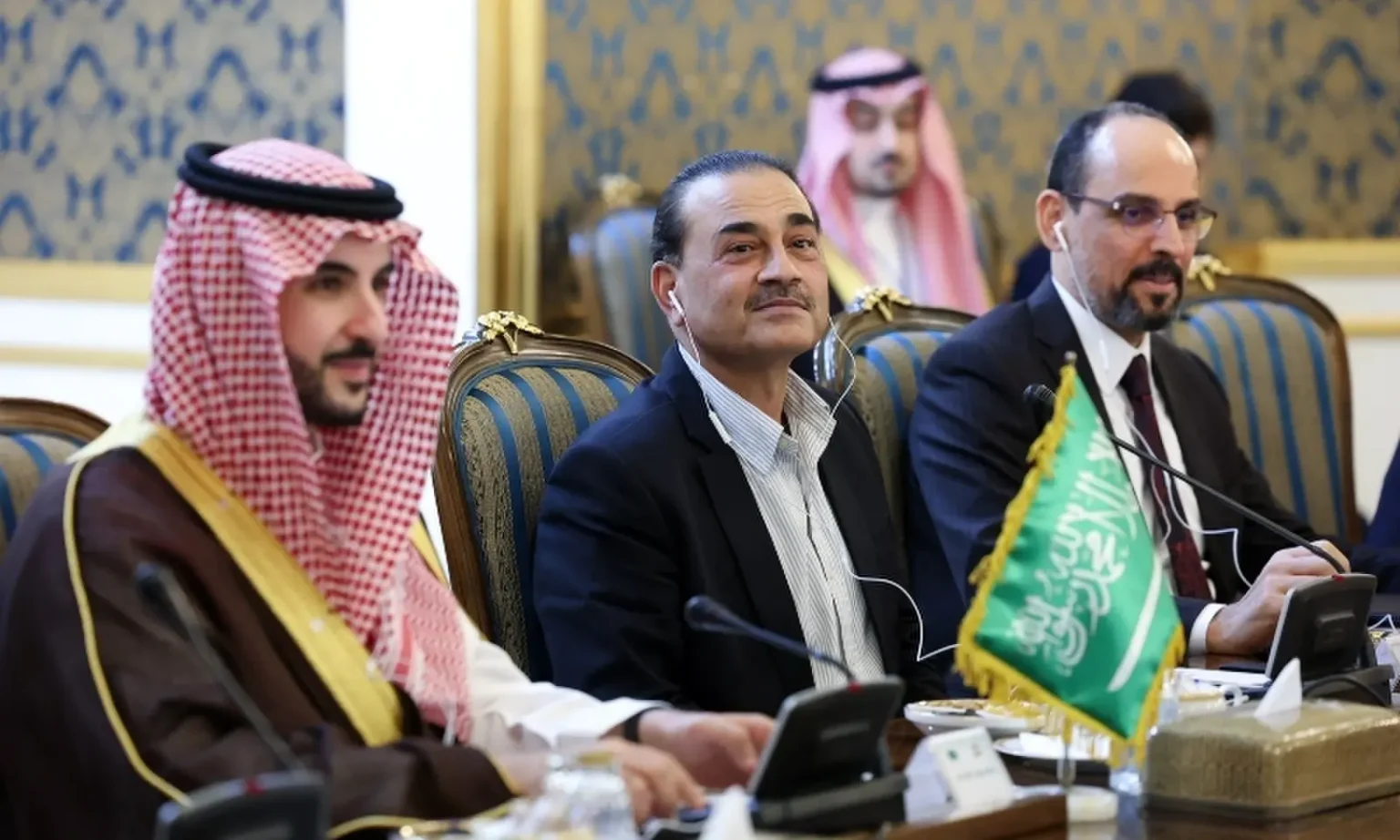 Saudi Arabia, Pakistan and Turkey hold emergency talks with Iran amid fears of renewed US war