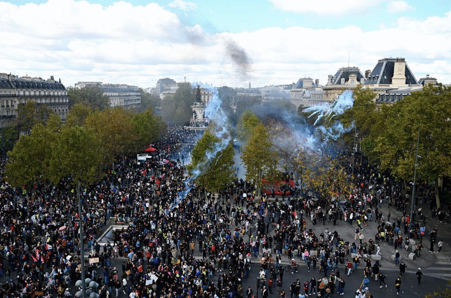 Russia and Iran accused of exploiting French riots with disinformation as fake videos reach millions